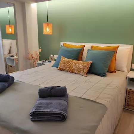 Apartment Roomaki -tasteful In The Center W/ Parking *