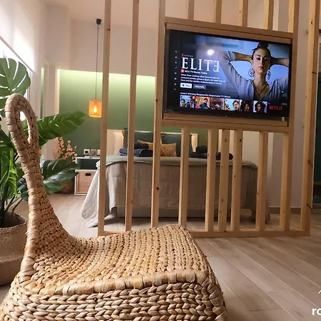 Roomaki -tasteful In The Center W/ Parking Apartment *