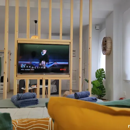 Apartment Roomaki -tasteful In The Center W/ Parking *