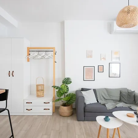 Roomaki -tasteful In The Center W/ Parking Apartment