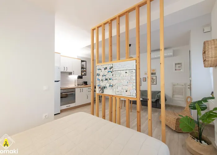 Roomaki -tasteful In The Center W/ Parking Διαμέρισμα